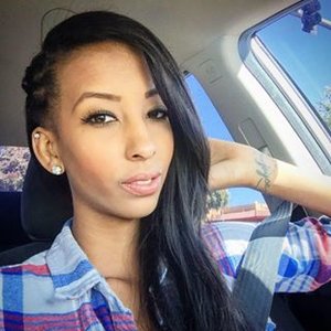 Danai Dumas