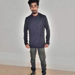 Adnann Leon