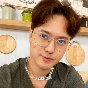 Alex Zhou