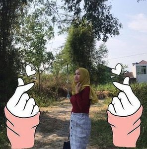 Loli Anggraini
