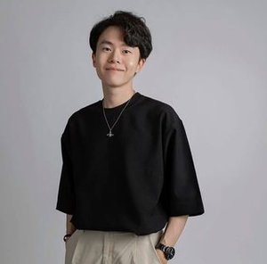 Mark Manomaiviboon
