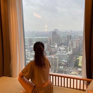 蕎恩 邵