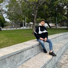 Anan Zaro